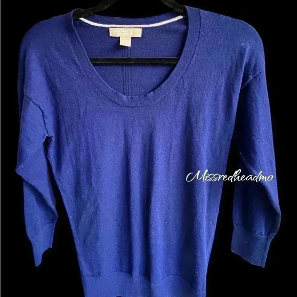 BR Sweater - Small - Picture 1 of 3